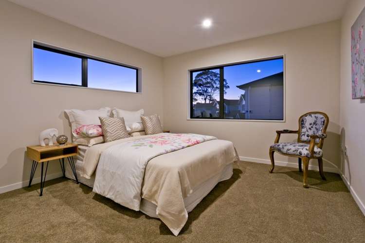 47 Bordeaux Parade Te Atatu South_11