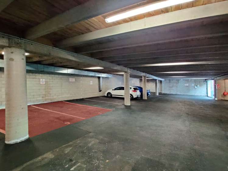 2e/21 Hargreaves Street Auckland Central_10