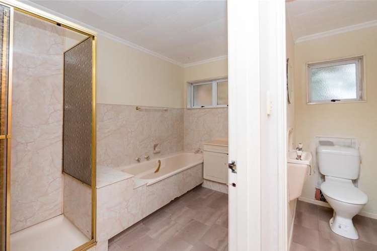 237b South Road Hawera_12