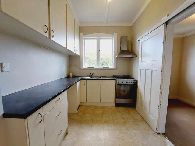 556 New North Road 1703_2