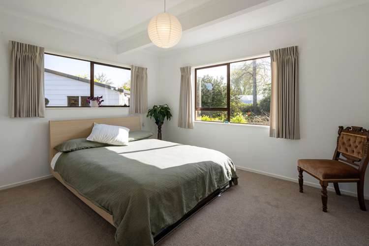 166 Racecourse Road Cambridge_22