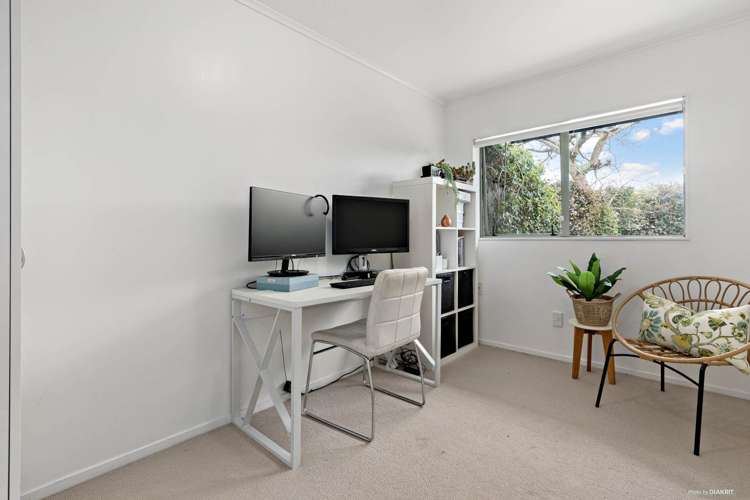 8/26a Mount Smart Road Onehunga_8