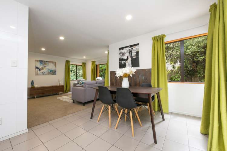 111 Woodlands Park Road Titirangi_5