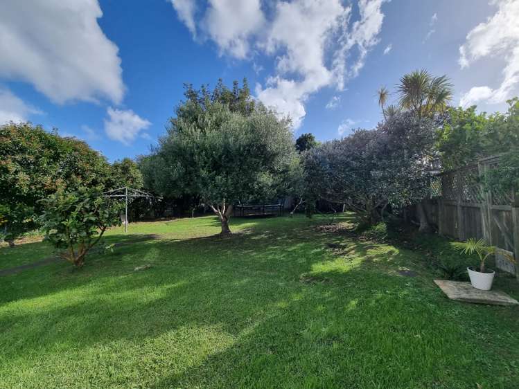 12 Seabreeze Road Narrow Neck_18