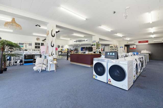 20 The Town Center Turangi_4