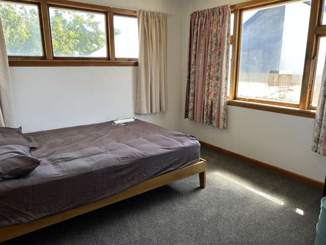 7 Suva Street 1562_1