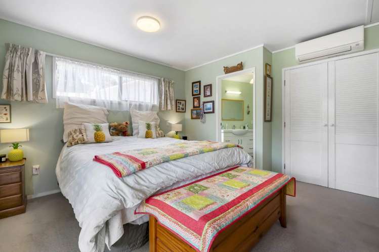 11 Saint Catherine Crescent West Harbour_15