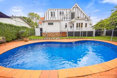 18 Fairholme Avenue_2