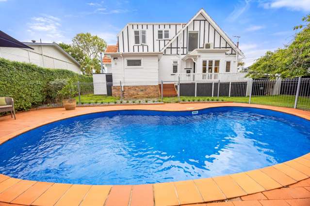 18 Fairholme Avenue Epsom_3