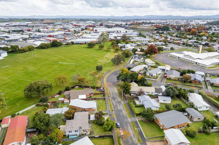 28 Larnach Street St Andrews_17