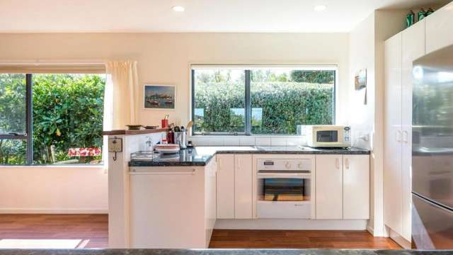 20 Weka Road Oneroa_2