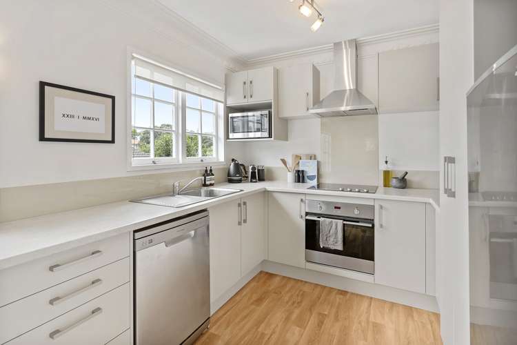 4/8 Bay Road Saint Heliers_5