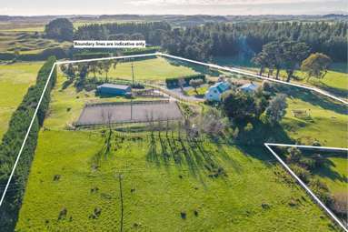 593 Waikawa Beach Road_2