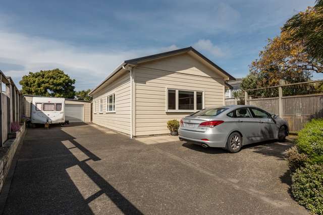 16 Hawtrey Terrace Johnsonville_1