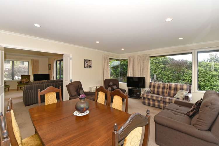 68 Washbourn Drive Richmond_11