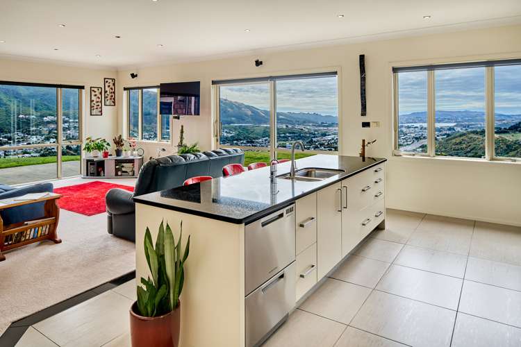 147 Bing Lucas Drive Tawa_5