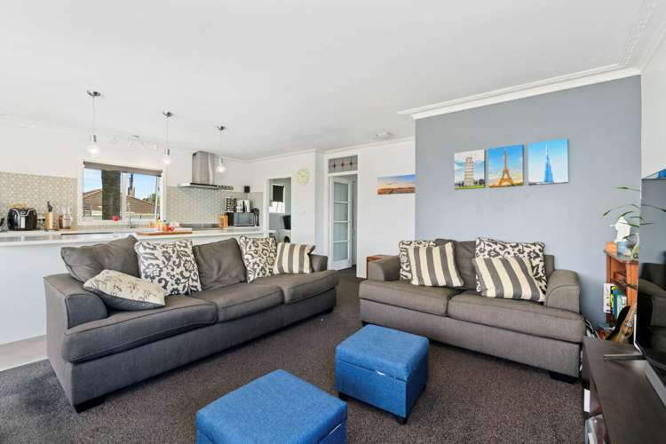 99 Vipond Road Stanmore Bay_6