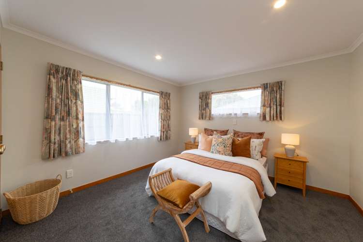 284 College Street West End_9