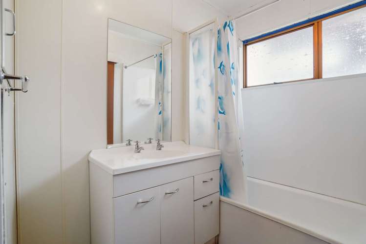 3/176 Shirley Road Papatoetoe_6