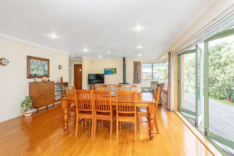 7 Martin Place Cooks Beach_8