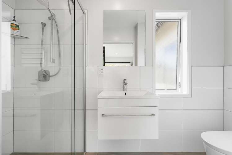 9 Manaaki Circle Wai O Taiki Bay_12