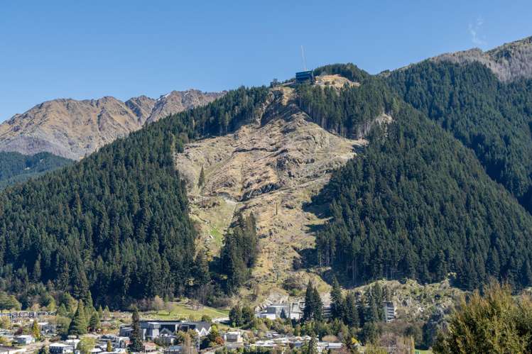 7 Edgar Street Queenstown_20