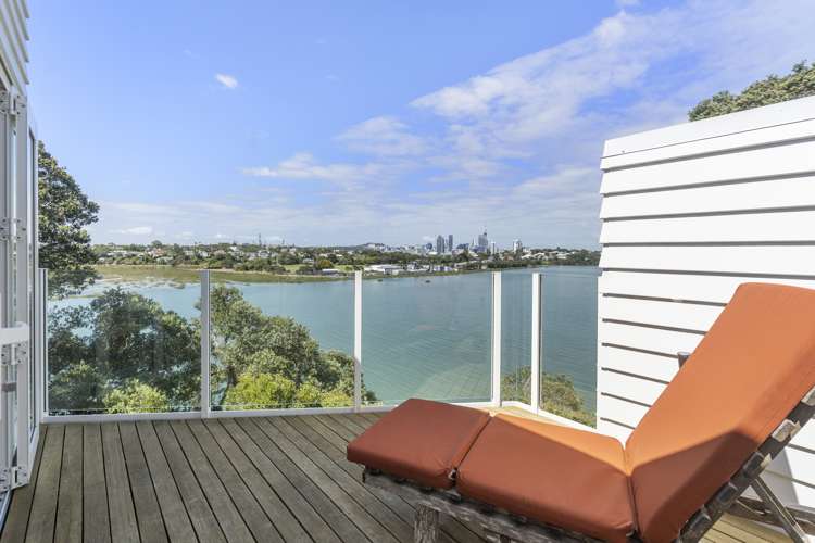 83 Ngataringa Road Devonport_19