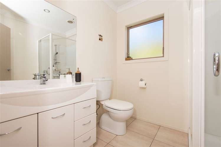 7 Cheetwood Street Churton Park_9