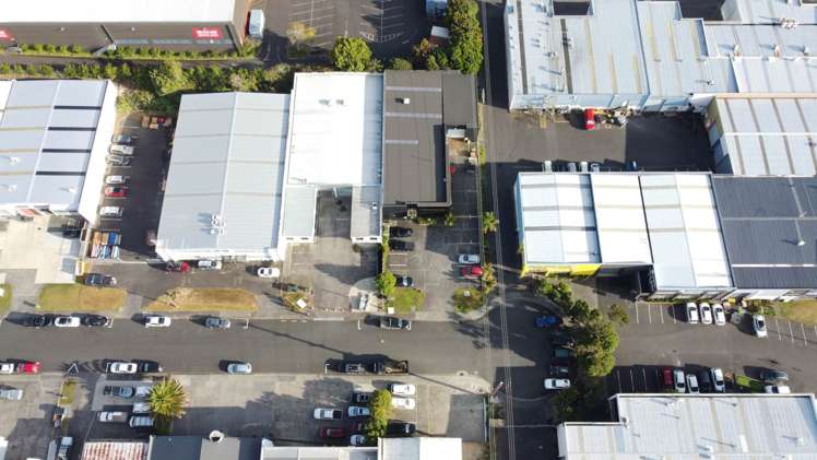 18 Kaimahi Road Wairau Valley_1