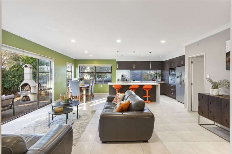 33 Chateau Rise Flat Bush_8