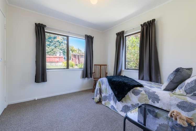 17 Adam Sunde Place Glen Eden_8