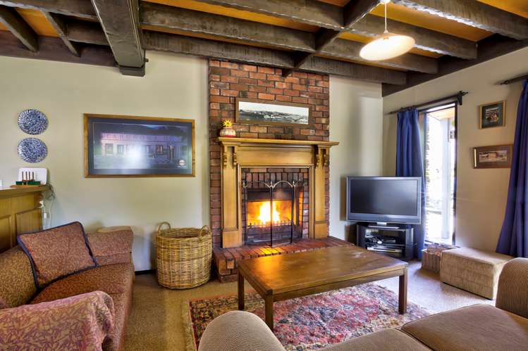 231 Beacon Point Road Wanaka_9