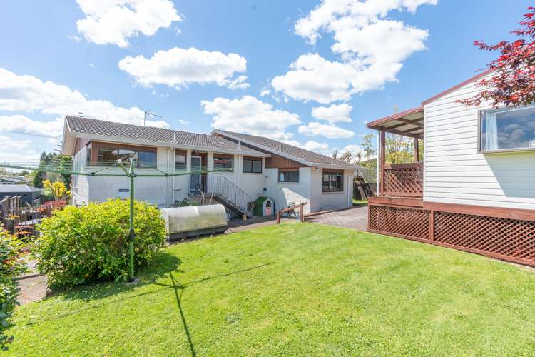 36 Challinor Street Pukete_39