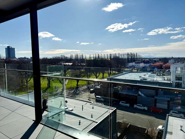  604/12 Latimer Square Christchurch Central_10