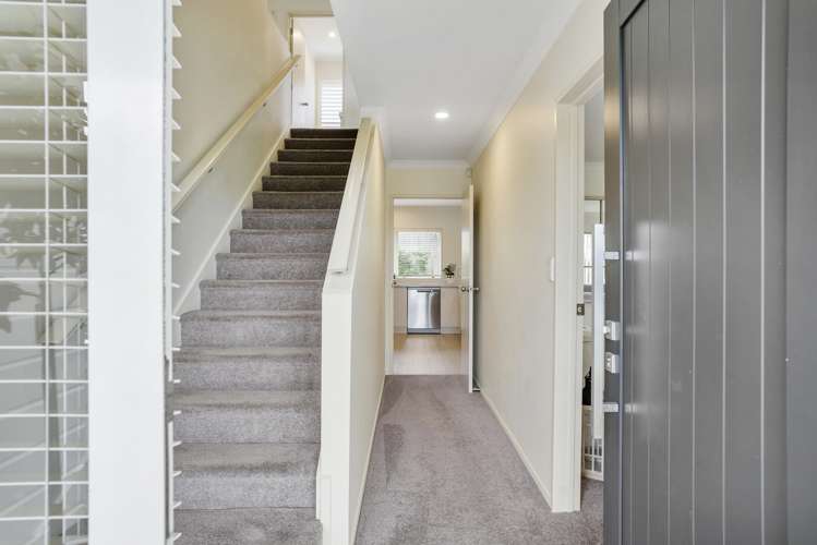 2 Columbia Crescent Beachlands_33