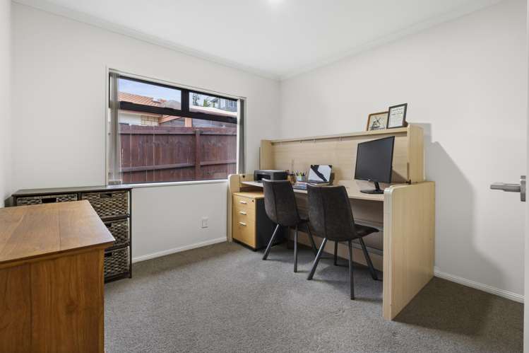 44 Chesterfield Way Orewa_20