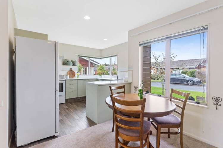 10 The Grove Red Beach_11