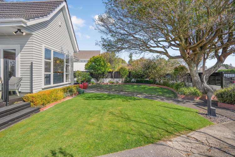 8 Bellevue Road Woburn_23