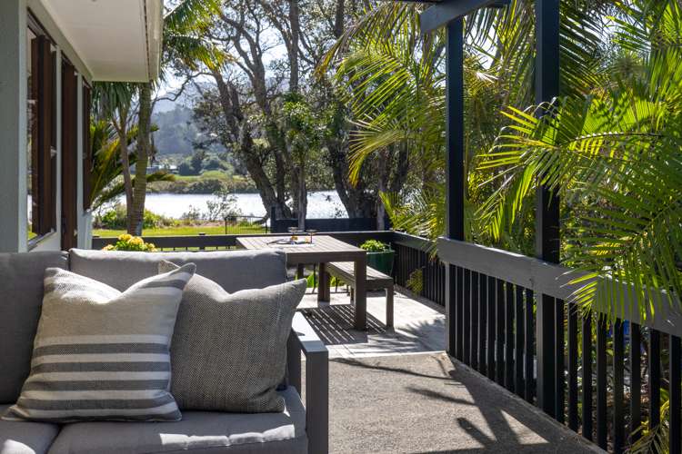 27 Riverside Drive_0