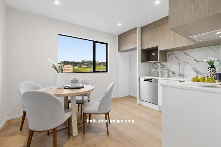 18.20.22 Vista Estate Boulevard Flat Bush_11