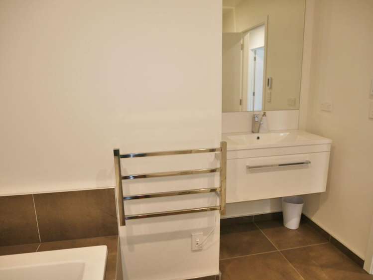 25 Pohe St Wigram_16