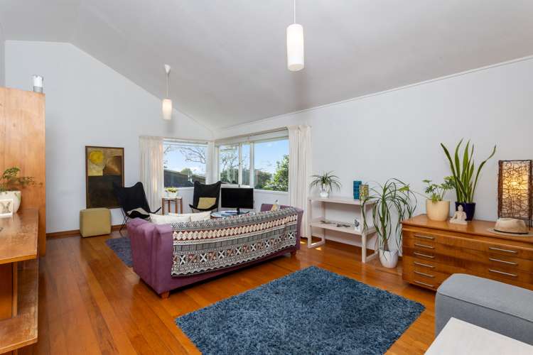 1/28 Martin Crescent Northcote_6