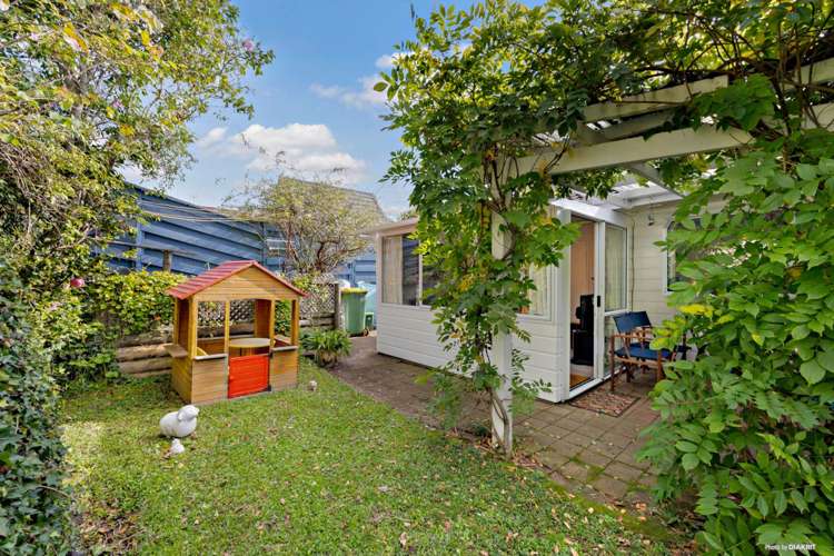 33 Glenmore Road Sunnyhills_6