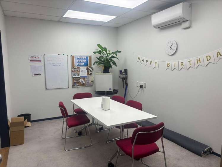 Level 1/98 Birch Avenue Judea_13