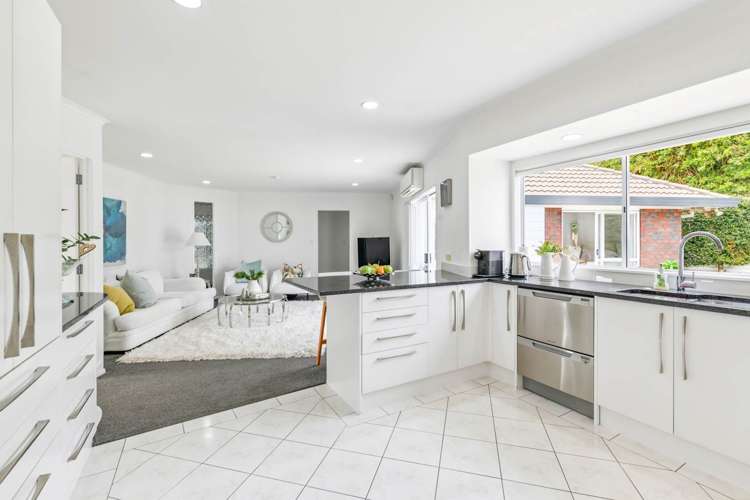 32 Matterhorn Crescent Northpark_9