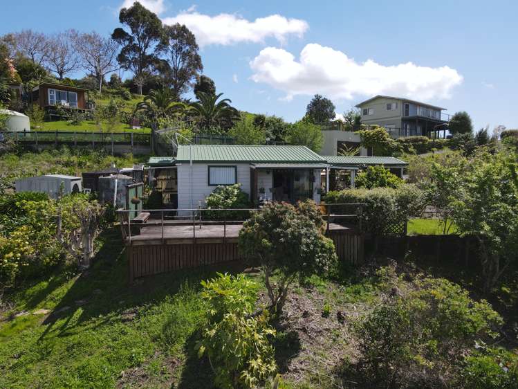 13 Whiteley Place Kawhia_5