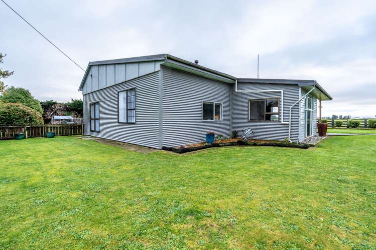 143 Flora Road East Makarewa_28