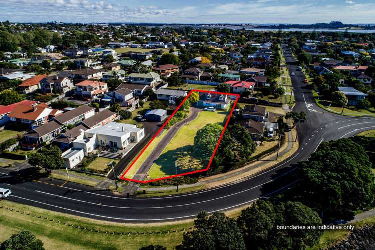 58 Kiwi Esplanade Mangere Bridge_17