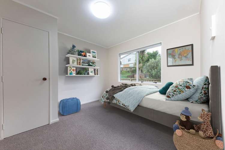 18D Sarona Avenue 1665_3