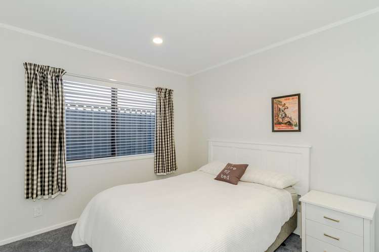 3/100 Avondale Road Taradale_14